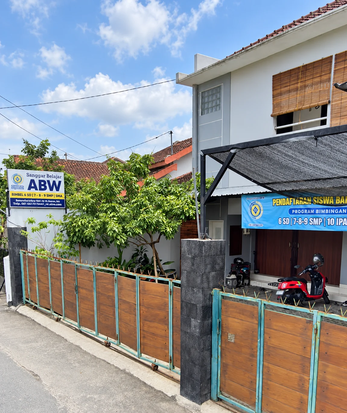 Tampak depan gedung Sanggar Belajar ABW di Bantul